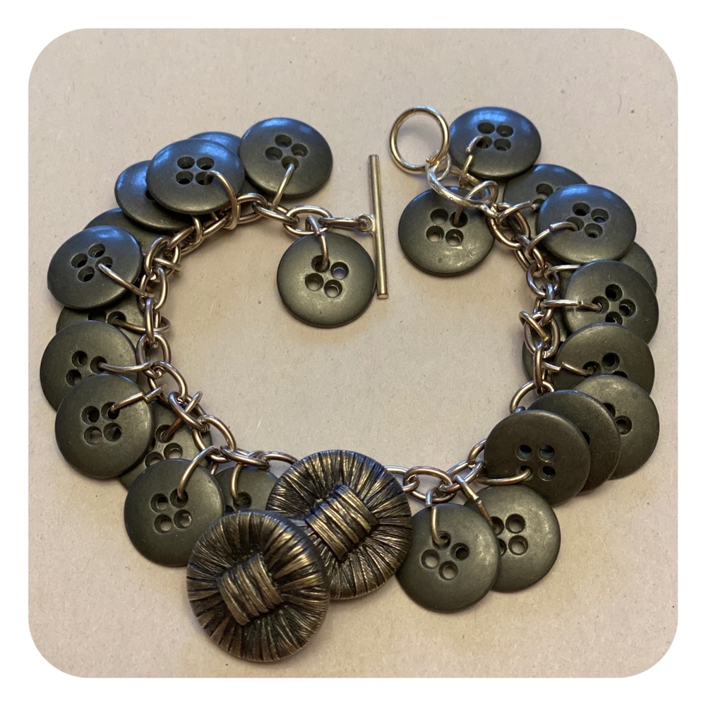 Vintage button bracelet